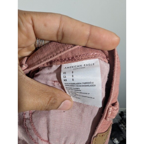 American Eagle Womens Pink Distressed Highest Rise Mom Shorts Sz 8 Boho Festival - Picture 7 of 8